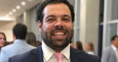 El ministro Troncoso amenazó a dirigentes de Agmer: “Se les acabó la joda”