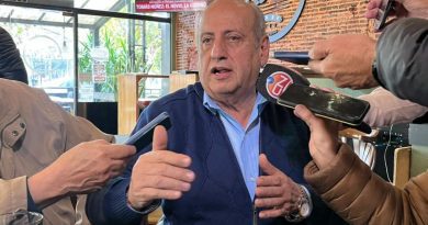 Daniel Rossi: “En Entre Ríos se juntan cinco o seis dirigentes y dicen que es la unidad del peronismo. Hay que romper con esa trampa”