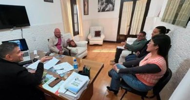 San José de Feliciano: El intendente Arévalo firmó un nuevo acuerdo de Paritarias Municipales