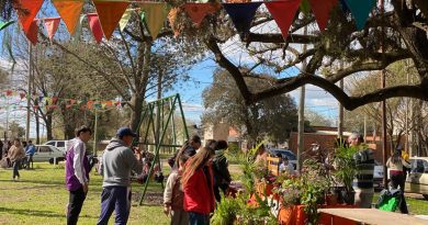 Maciá (ER): Con la Feria de Emprendedores se reinauguró la Plaza del Barrio Alborada